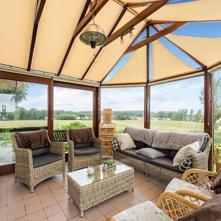Stunning Holiday Home In Oombergen With Terrace And Garden Zottegem Екстериор снимка