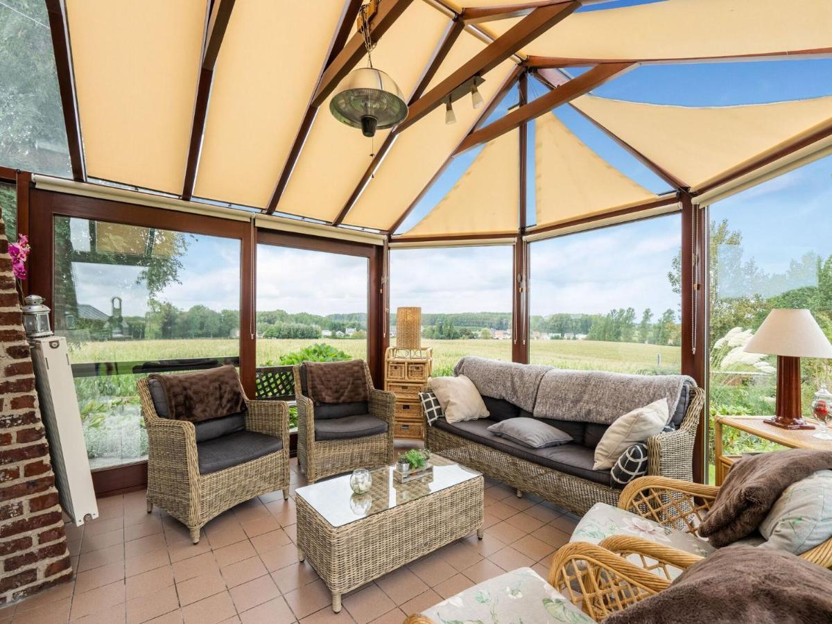Stunning Holiday Home In Oombergen With Terrace And Garden Zottegem Екстериор снимка