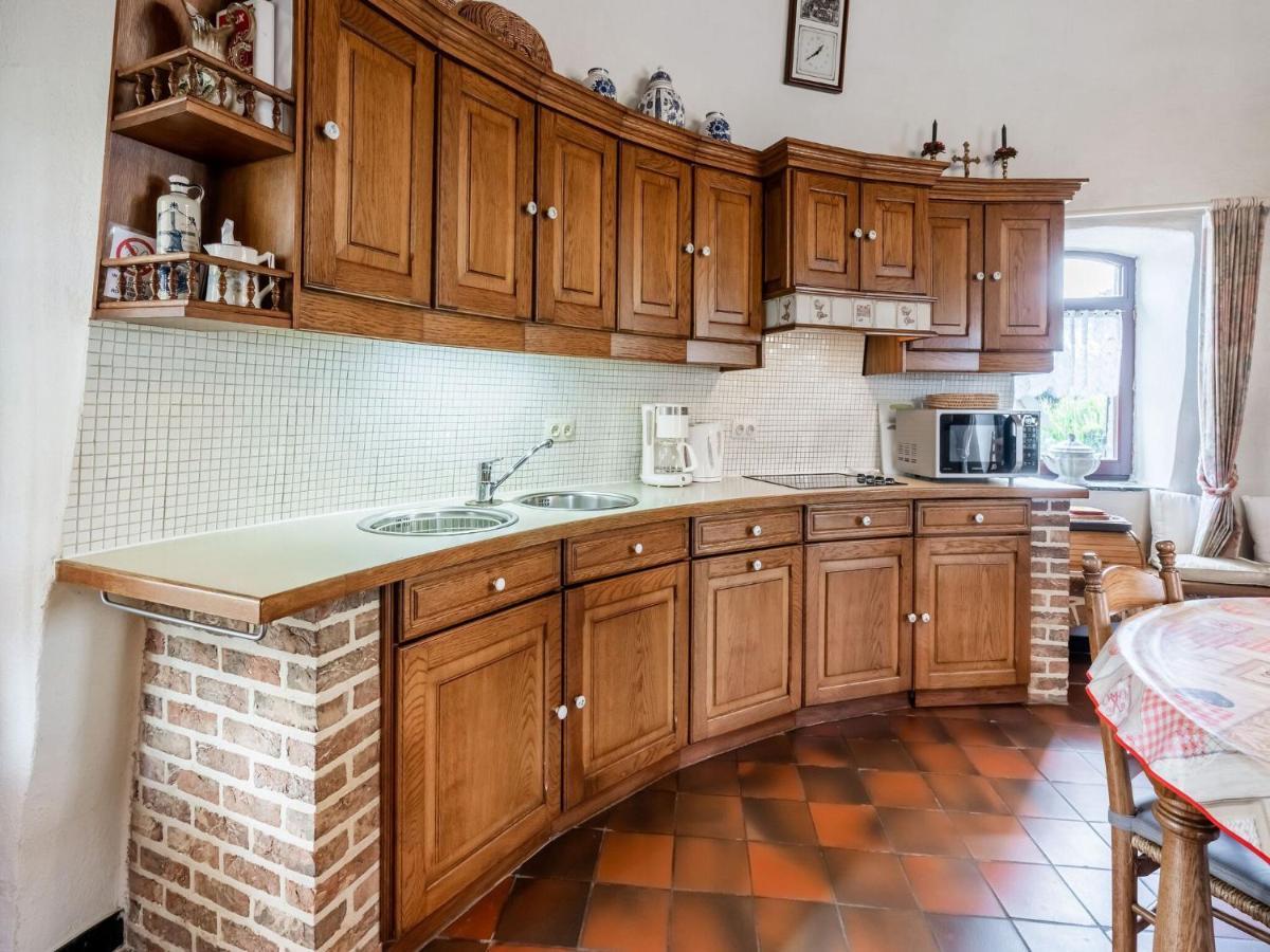 Stunning Holiday Home In Oombergen With Terrace And Garden Zottegem Екстериор снимка